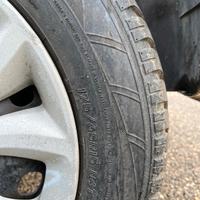 Pneumatici+cerchi 175/65 R15 quattro stagioni