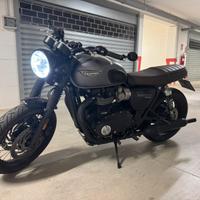 Triumph Bonneville T120 Black 16mila km