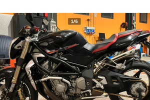 mv agusta brutale 989 r  anno 2009