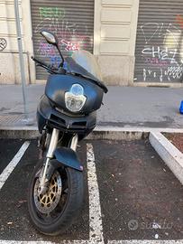 Ducati Multistrada 620 nera