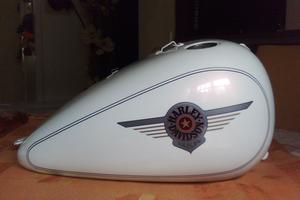 Harley davidson serbatoio softail