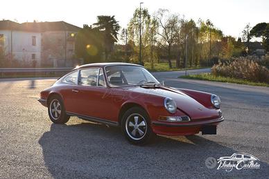 Porsche 911 2.2 S