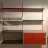 Libreria metallo con fioriera