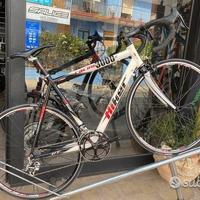 Bici da corsa misura M orizzontale 54