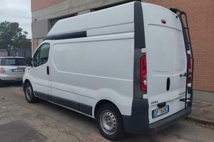 Opel Vivaro 27 2.0 CDTI 120CV PC-TN Combi Semivetr