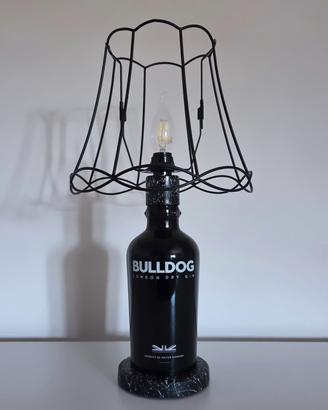 Lampada con bottiglia