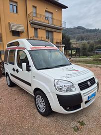 FIAT DOBLO Attrezzato con pedana per disabili