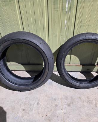 Dunlop GP Racer D211