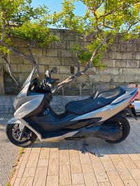 Suzuki Burgman 400 