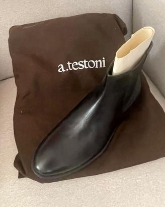 A. Testoni Chelsea Boots mai indossati