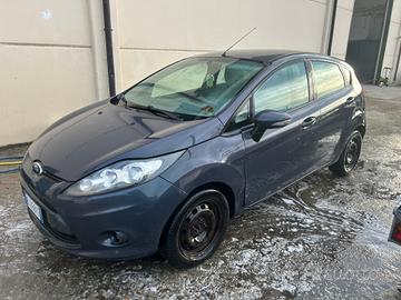 Ford Fiesta Ikon 1.4 TDCi 70CV 5 porte