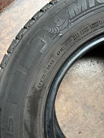 Gomme 225/70-15c