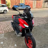Aprilia sr gt 125