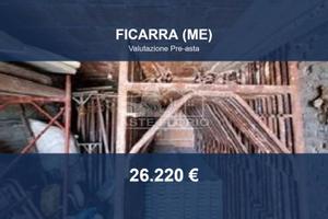 Immobile in asta di 100 m² a Ficarra