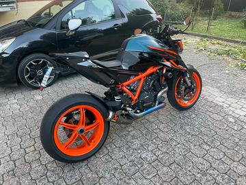 Ktm 1290 superduke r evo