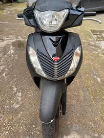 Honda sh 125 sport 2010