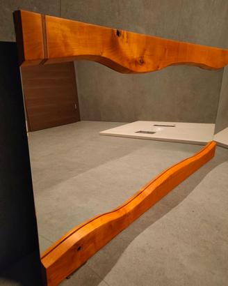 specchio in legno