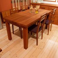 Tavolo Berlino con sedie Oslo di Riva1920