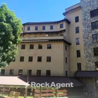 BILOCALE CENTRALE CON POSTO AUTO STAG. ESTIVA