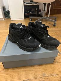 Balenciaga Runner nere