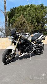 Triumph triple street