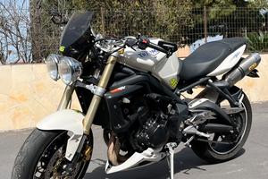 Triumph triple street