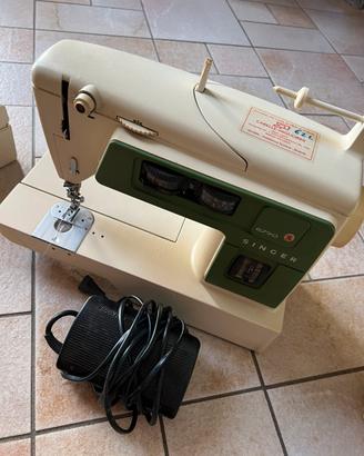 Macchina da cucire Singer 6790