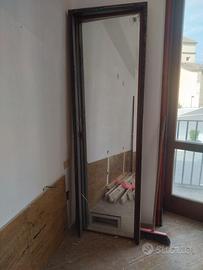 Porta a specchio