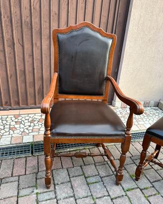 sedia in pelle nera 