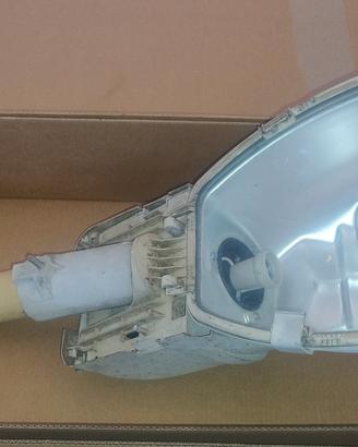 Riflettore faro industriale 