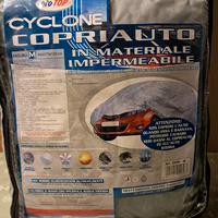 copriauto in materiale impermeabile