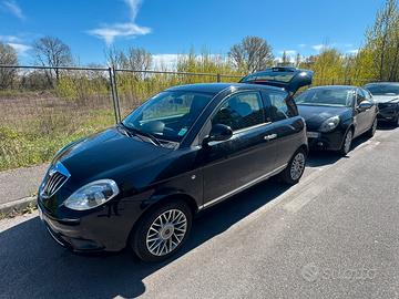 Lancia ypsilon