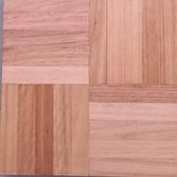 Parquet mosaico in legno Rovere massello 