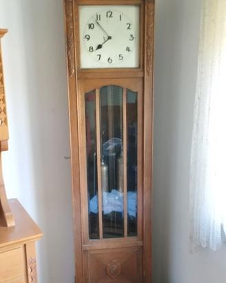 Orologio a pendolo antico da pavimento 