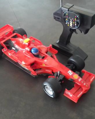 Ferrari F1 F2008 con radiocomando lunghezza 40 cm