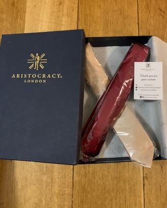 Cravatta  uomo con fazzoletto da taschino