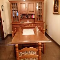 Soggiorno in legno massiccio 