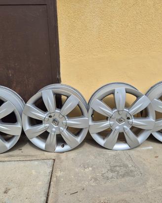 Cerchi in lega 6.5j x 16 et43 originali Renault