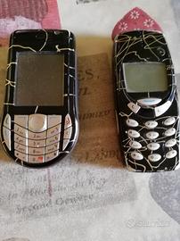 2 telefoni da collezione