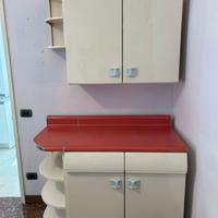 Mobili in metallo e formica anni 50
