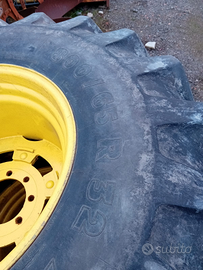 Coppia Pneumatici misura 800/65 R 32