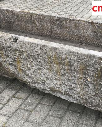 Antiche vasche mangiatoie abbeveratoi di pietra