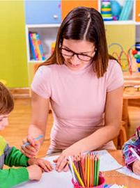 Assistente/Babysitter/ Compagnia Anziani-Faccende