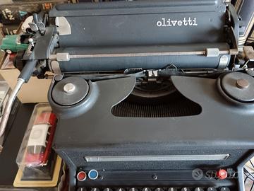macchina da scrivere 