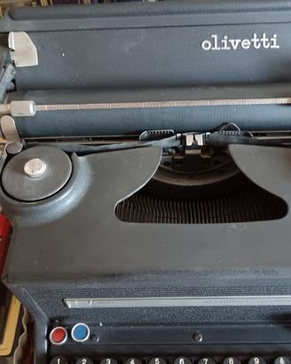 macchina da scrivere 