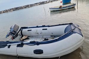 gommone  per pesca