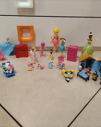 varie statuette giochini per bimba
