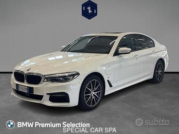BMW Serie 5 G30 2017 Berlina Benzi 530e xdriv...