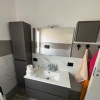 Mobili moderni usati poco