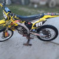Suzuki Valenti RM-Z 250 - 2009
